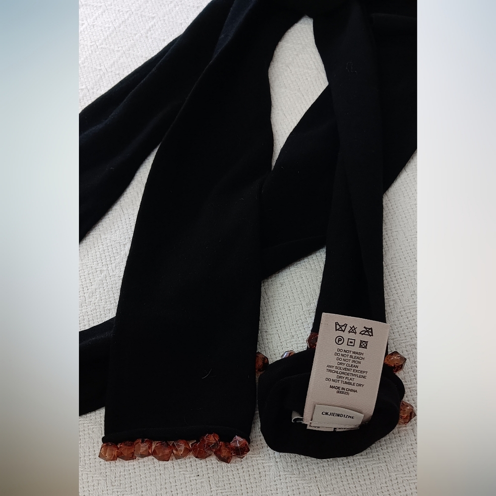Burberry London Scarf Beaded Black OS - Picture 5 of 6